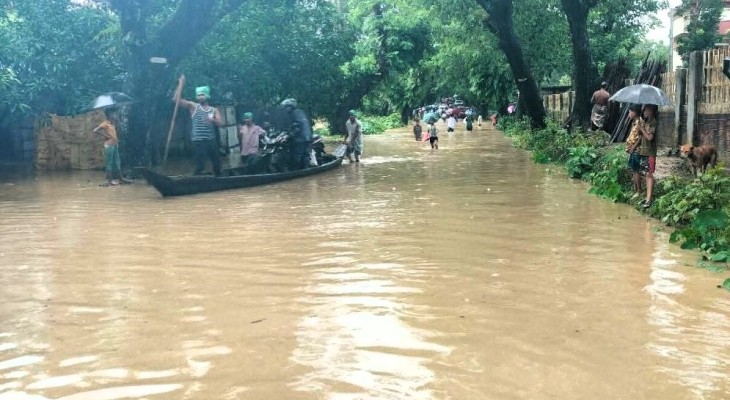 টানা বৃষ্টিতে বান্দরবানের বন্যা পরিস্থিতির অবনতি, পাহাড় ধসে যোগাযোগ বিচ্ছিন্ন